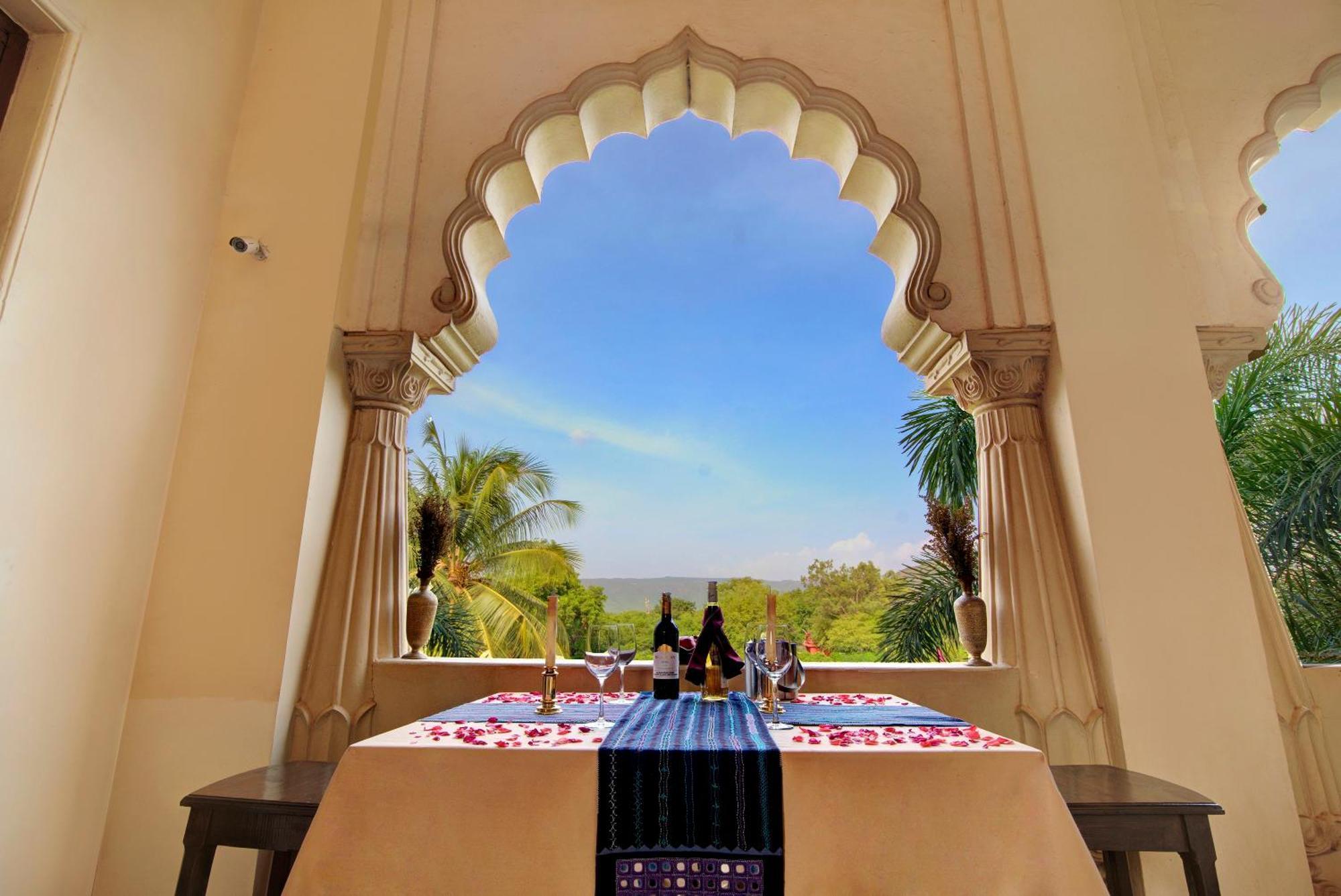 Welcomheritage Shivavilas Palace, Hampi Хоспет Экстерьер фото